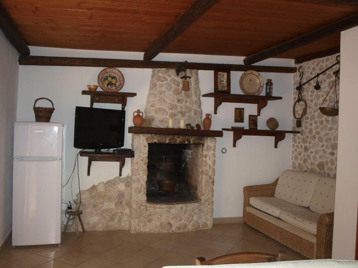 Villa Fralu Mattinata Bagian luar foto
